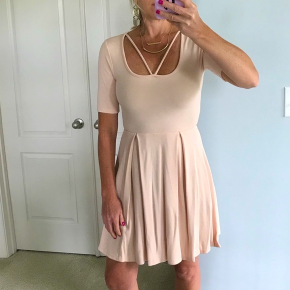 Peach/Blush Color Skater Dress - Picture 4 of 8
